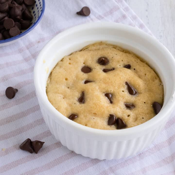 Cookie in a Mug - Simply Scrumptious Eats