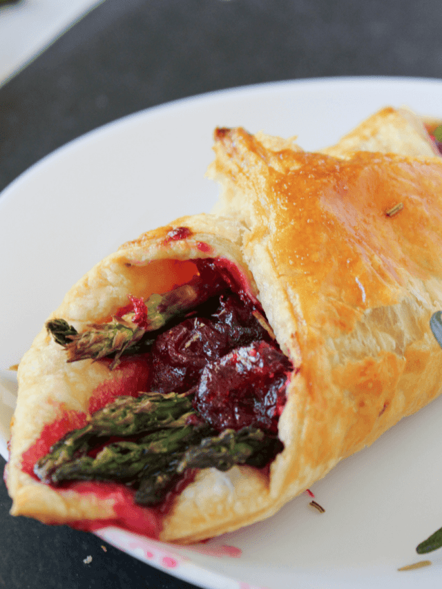 Asparagus Appetizer with Puff Pastry
