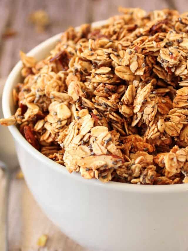 Easy Granola with Crunchy Clusters Simply Scrumptious Eats