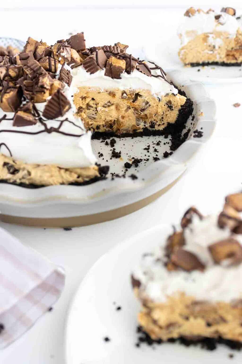 Easy No Bake Reese's Peanut Butter Cup Pie Simply Scrumptious Eats