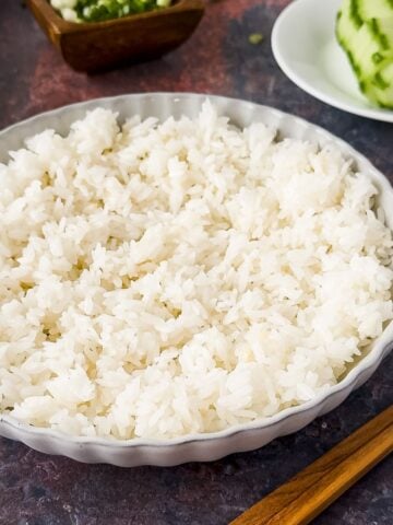 Bowl of sushi rice.