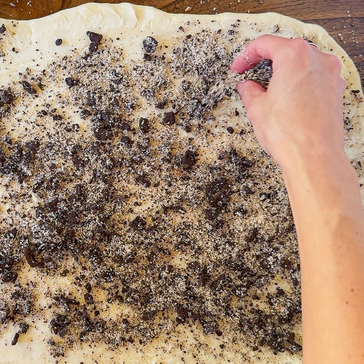 Adding the oreo filling.